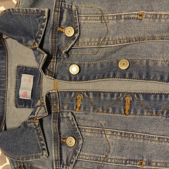 SO classic style denim jacket size small - Picture 2 of 3